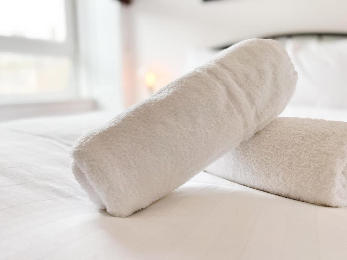 에든버러 Bohemian 1Br Flat In Abbeyhill 아파트 외부 사진