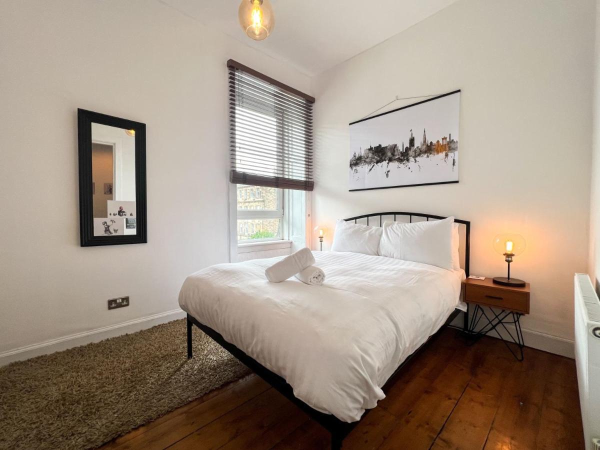 에든버러 Bohemian 1Br Flat In Abbeyhill 아파트 외부 사진